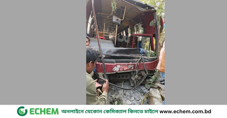 দিনাজপুরে হানিফ কোচের ধাক্কায় ইজিবাইকের চালক নিহত