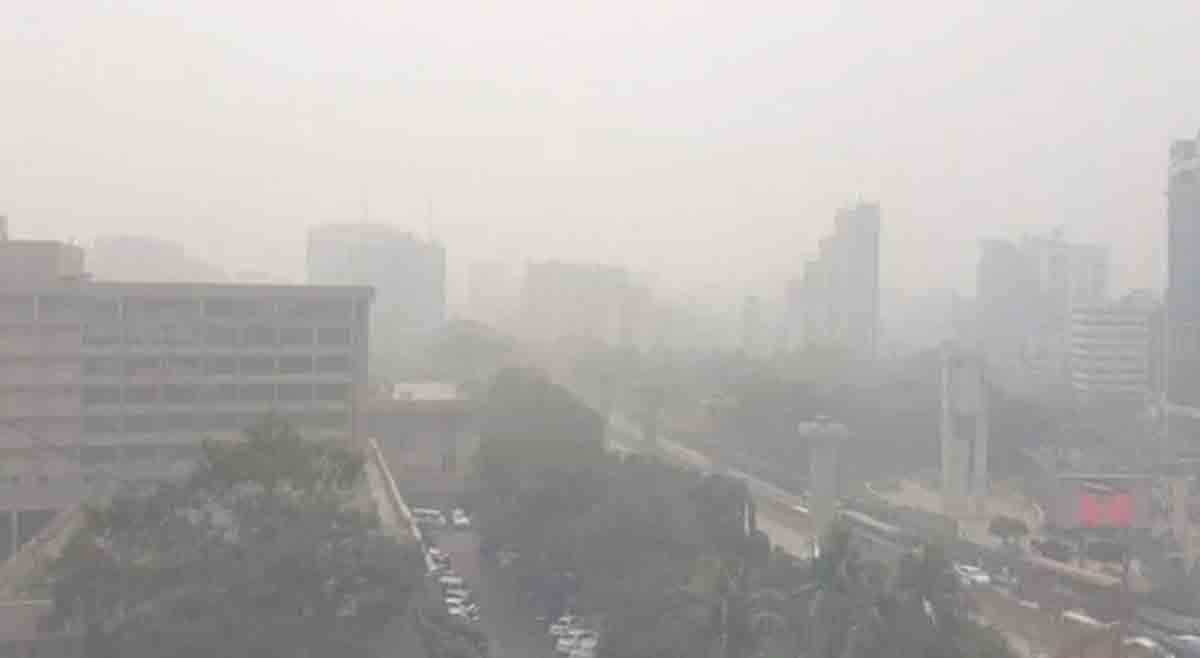 রাজধানীতে দিনভর দেখা মেলেনি সূর্যের, আরও কমবে তাপমাত্রা