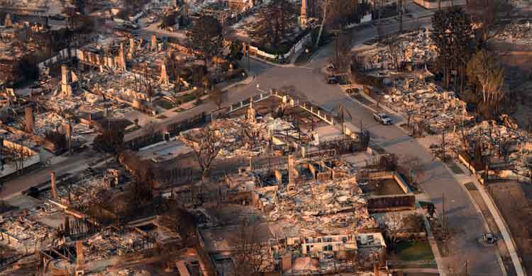 পুড়ে ছাই তারকাদের কোটি টাকার বাড়ি-গাড়ি