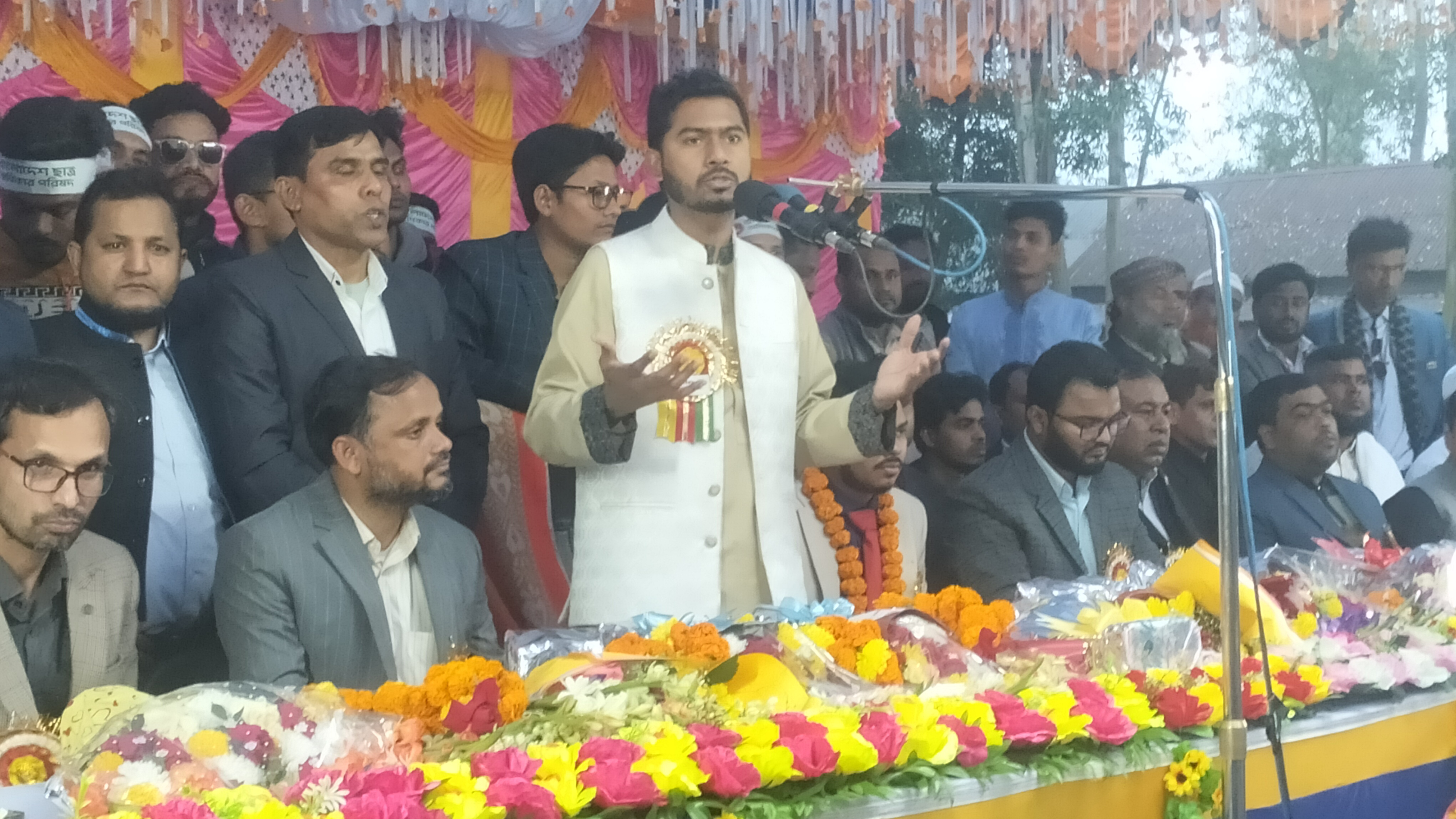 সঠিক নেতৃত্বে দেশপ্রেমে উদ্বুদ্ধ হওয়ার আহ্বান নুরের