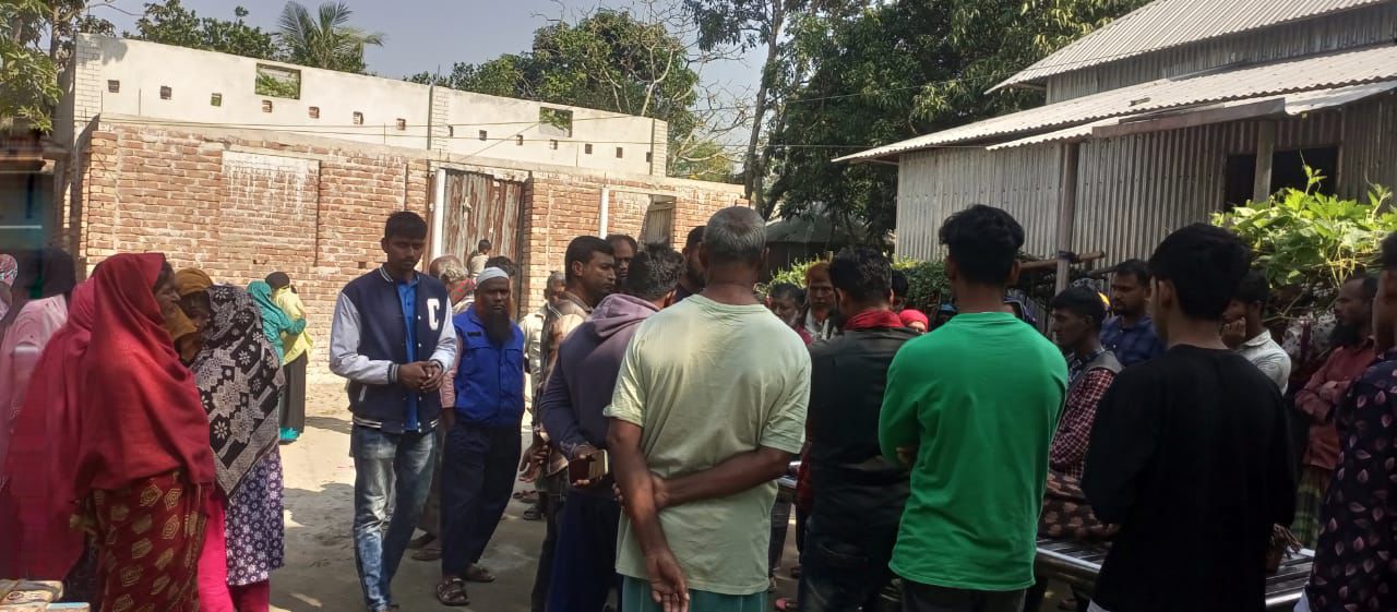 ফরিদপুরে ট্রাকের সংঘর্ষে ইজিবাইকের যাত্রী নিহত