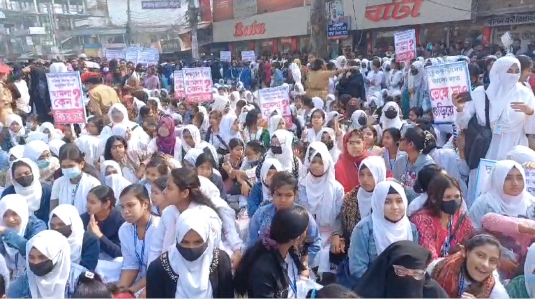 ফরিদপুরে ৫ দিন পার হলেও হামলাকারীদের গ্রেফতার করতে পারেনি পুলিশ