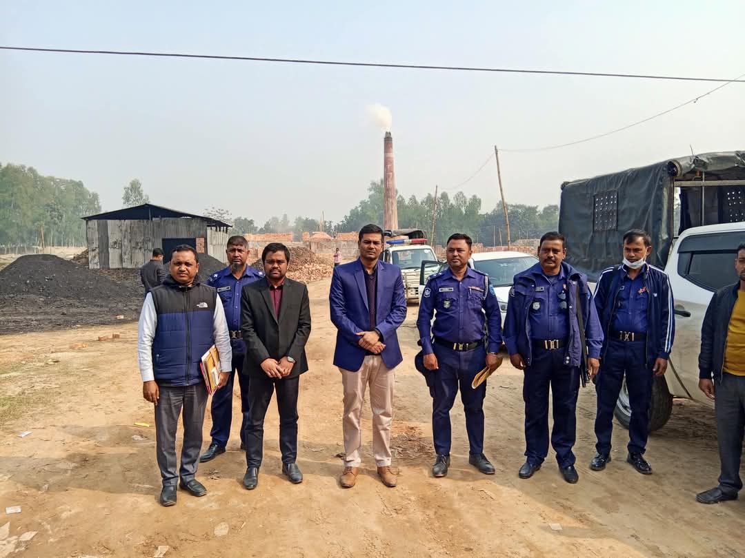 ভুরুঙ্গামারীতে পরিবেশ রক্ষায় মোবাইল কোর্টের অভিযান