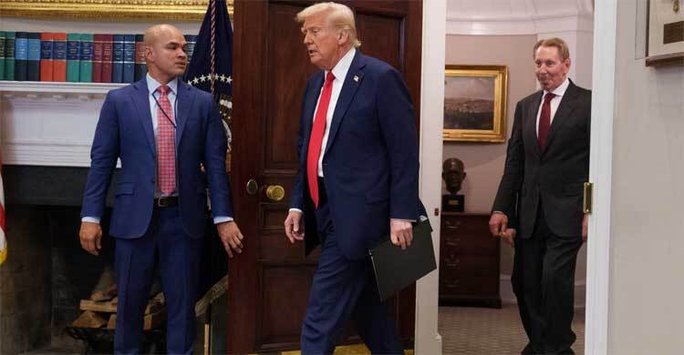 জন্মসূত্রে নাগরিকত্ব বাতিল, সংবিধানের বিপরীতে হাঁটছেন ট্রাম্প