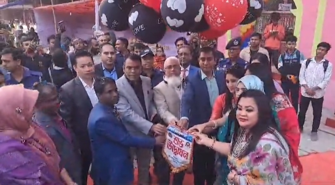 ফরিদপুরে মাসব্যাপী পুনাক শিল্প মেলা শুরু