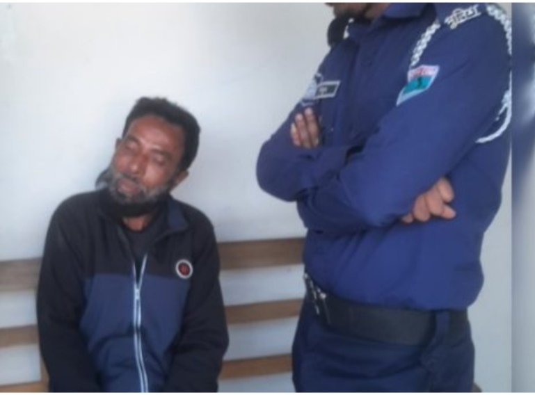 আশাশুনিতে সাইকেল মিস্ত্রী হত্যা মামলায় ইউনিয়ন বিএনপির আহবায়ক একদিনের রিমান্ডে