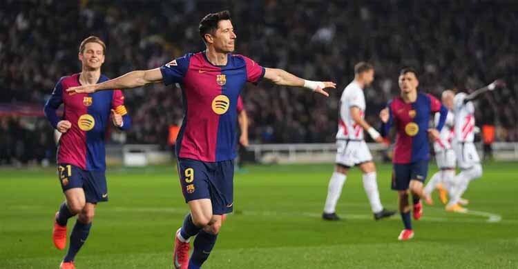 কষ্টার্জিত জয়ে রিয়ালকে টপকে শীর্ষে বার্সেলোনা