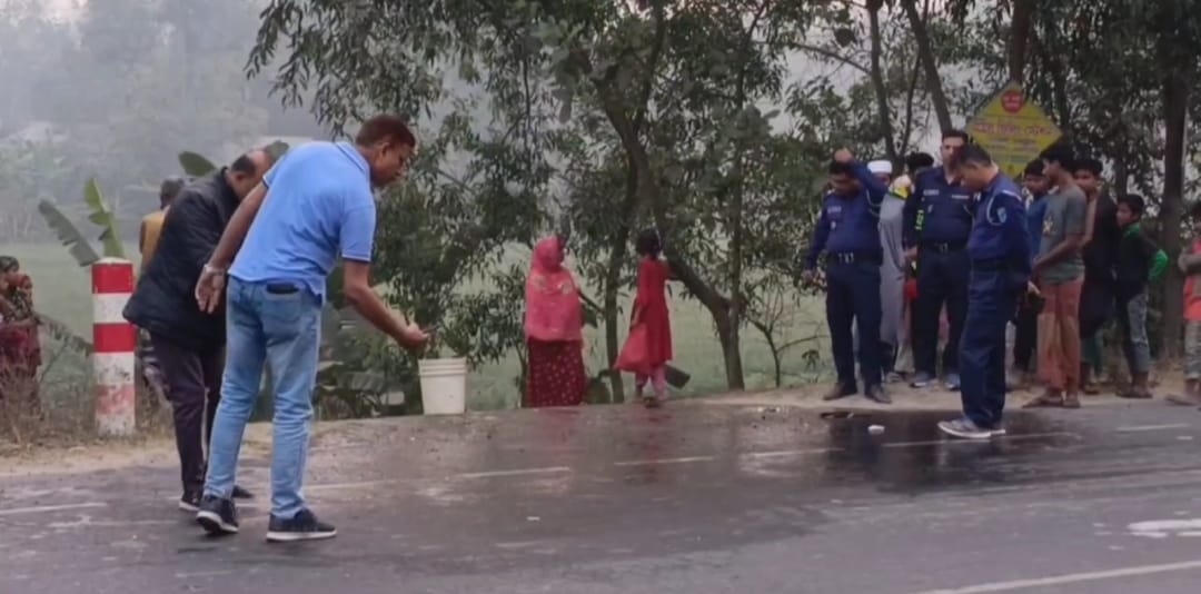ফরিদপুরে মোটরসাইকেলের ধাক্কায় প্রাণ গেল তরমুজ ব্যবসায়ীর