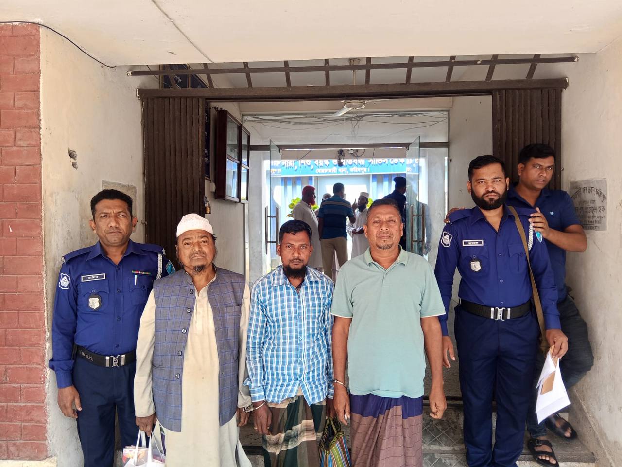 ফরিদপুরে মানব পাচার মামলার দুই আসামি গ্রেপ্তার