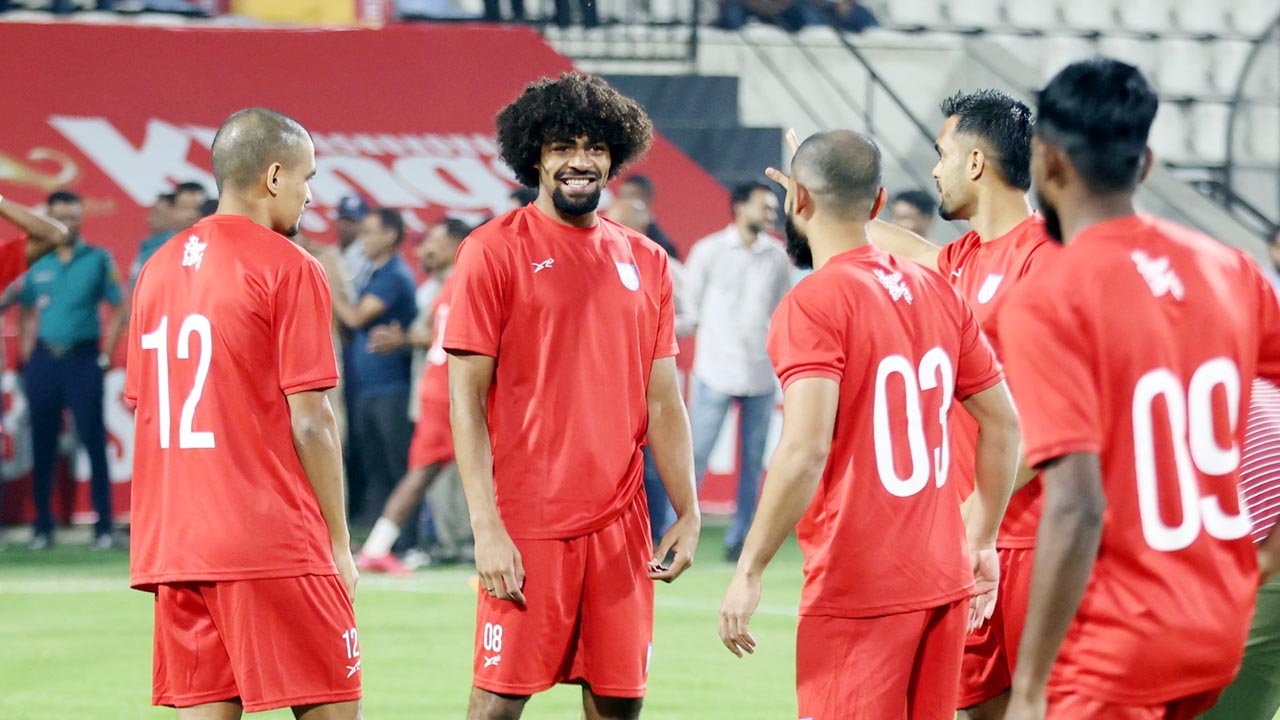 ভারতের বিপক্ষে একাদশে অভিষিক্ত হামজা চৌধুরী, নেই নিয়মিত অধিনায়ক জামাল ভূঁইয়া