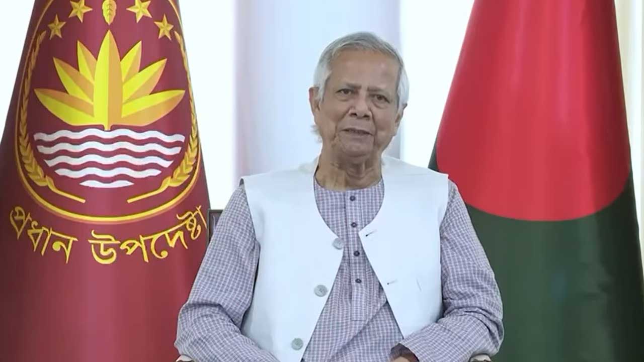 ঈদের শুভেচ্ছা প্রধান উপদেষ্টার: পরাজিত শক্তির সব প্ররোচনা সত্ত্বেও ঐক্যবদ্ধ থাকার আহ্বান