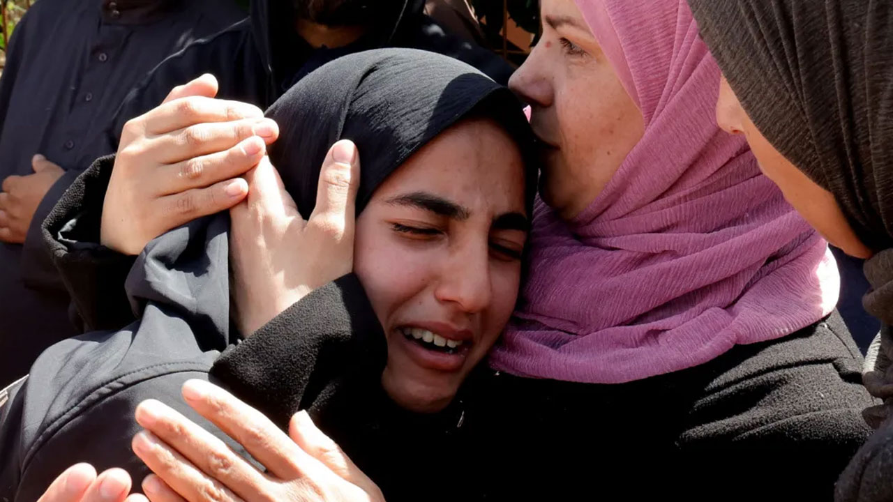 গাজায় ইসরায়েলি হামলায় নিহত আরও ৮০ ফিলিস্তিনি