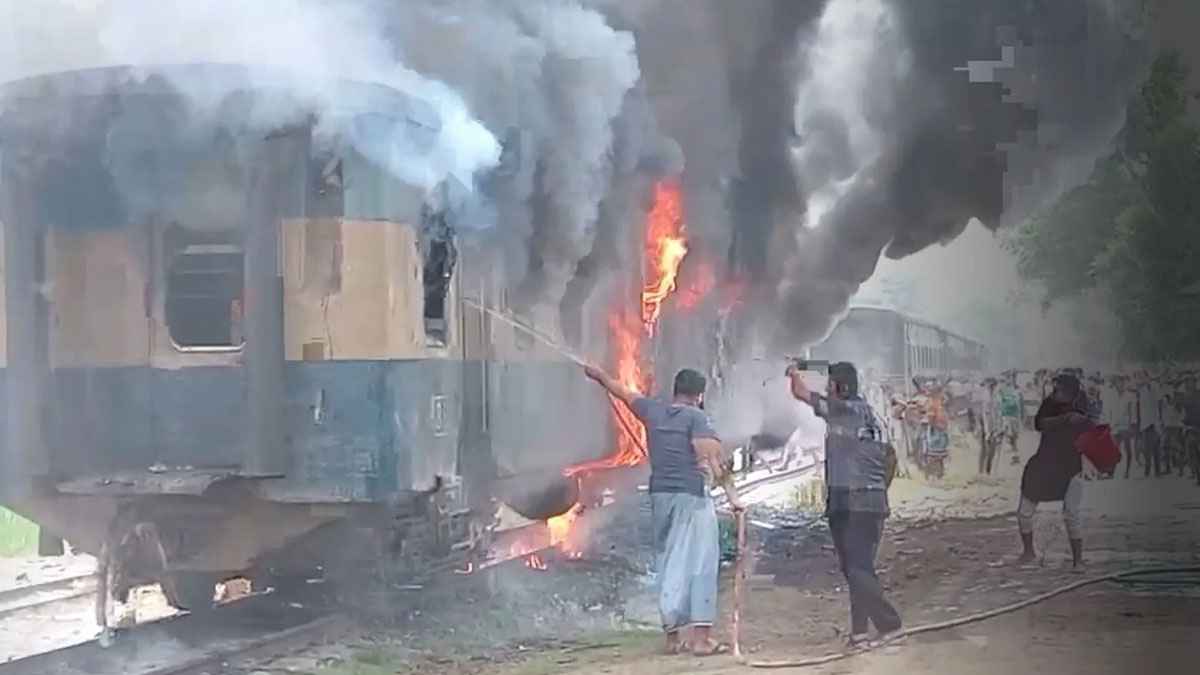 গাজীপুরে ট্রেনে আগুন, দুই ঘণ্টা পর চলাচল স্বাভাবিক