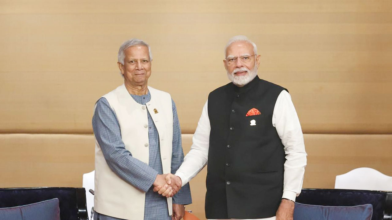 ইউনূস-মোদির ৪০ মিনিটের বৈঠক: কী কথা হলো?