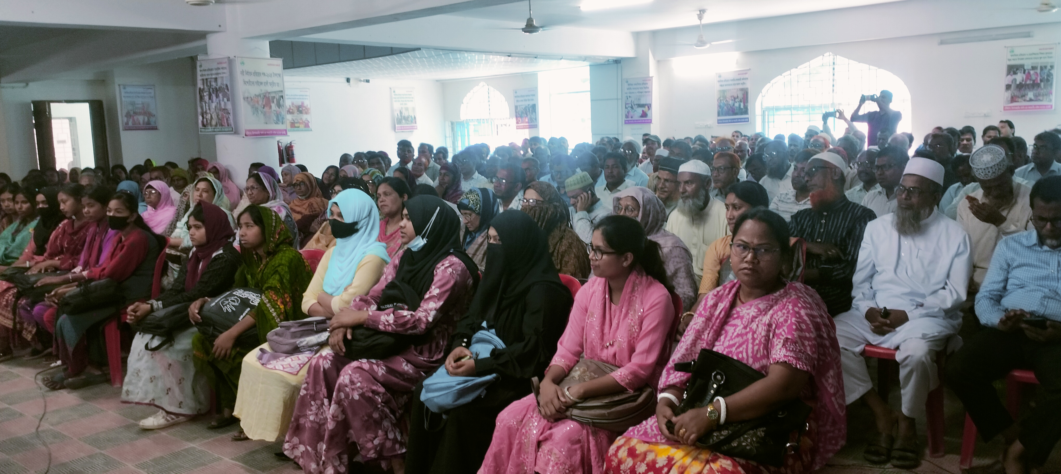 ফুলবাড়ীতে জাতীয় আইনগত সহায়তা দিবসে আলোচনা সভা অনুষ্ঠিত