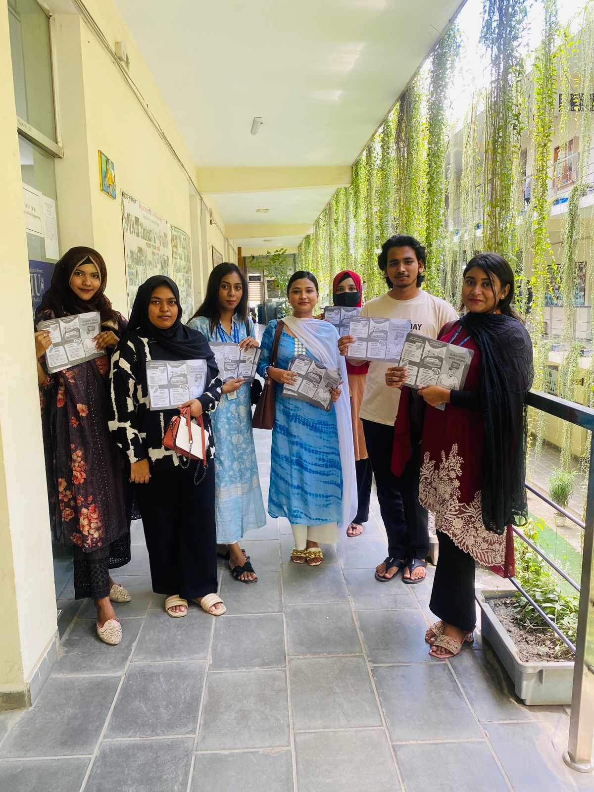 ডিআইইউ'তে শিক্ষার্থীদের উদ্যোগে ক্যাম্পাসজুড়ে স্ক্যাবিস ভাইরাস প্রতিরোধে সচেতনতামূলক ক্যাম্পেইন