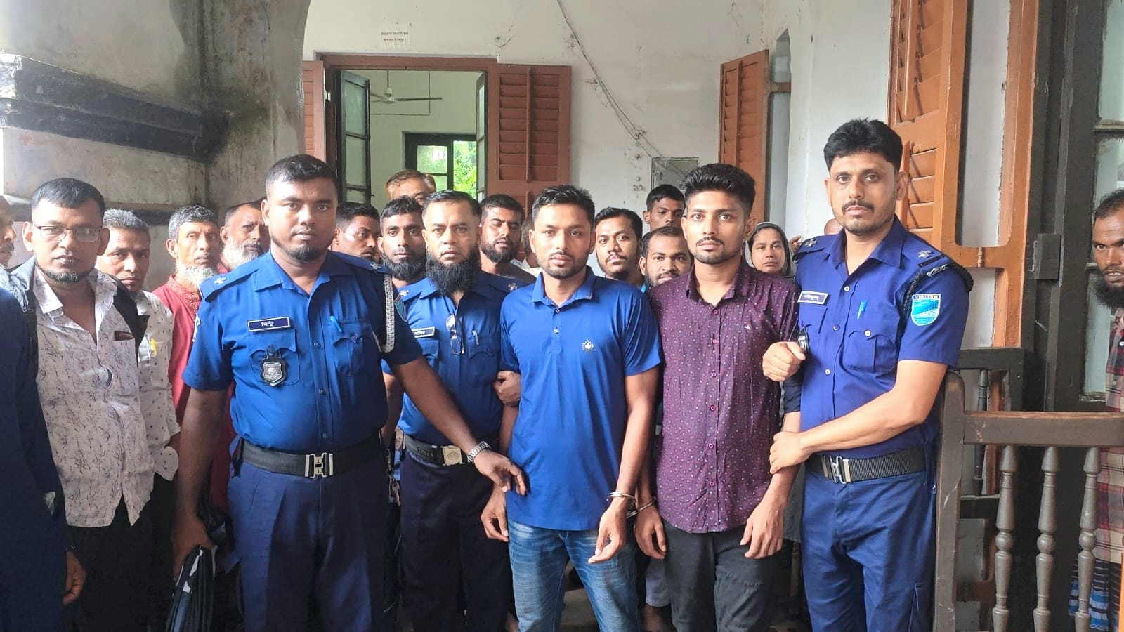 ফরিদপুরে ইজিবাইকের চালক হত্যা মামলায় ৪ জনের যাবজ্জীবন