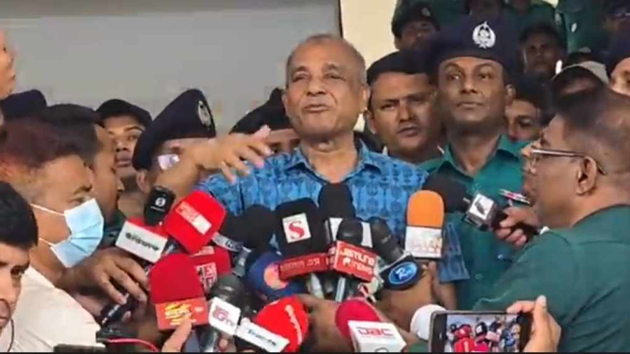 সাবেক রাষ্ট্রপতি আবদুল হামিদকে নিয়ে যা বললেন স্বরাষ্ট্র উপদেষ্টা