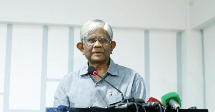 সরকার যুদ্ধ পর্যবেক্ষণ করছে, এখনই জ্বালানি তেলের দাম বৃদ্ধি নয়: অর্থ উপদেষ্টা