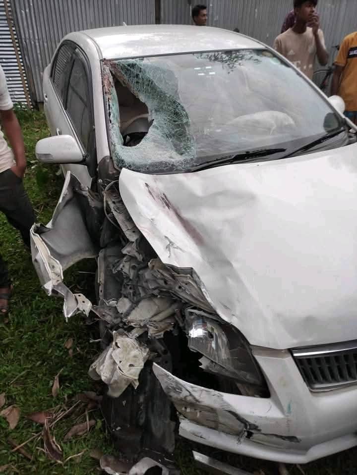 ফুলবাড়ীতে সড়কে ঝরল যুবকের প্রাণ