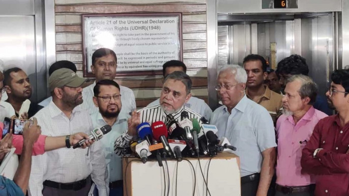 ইসিকে যতই স্বাধীন বলা হোক না কেন, সরকারের সাহায্য ছাড়া নির্বাচন সম্ভব না: সিইসি