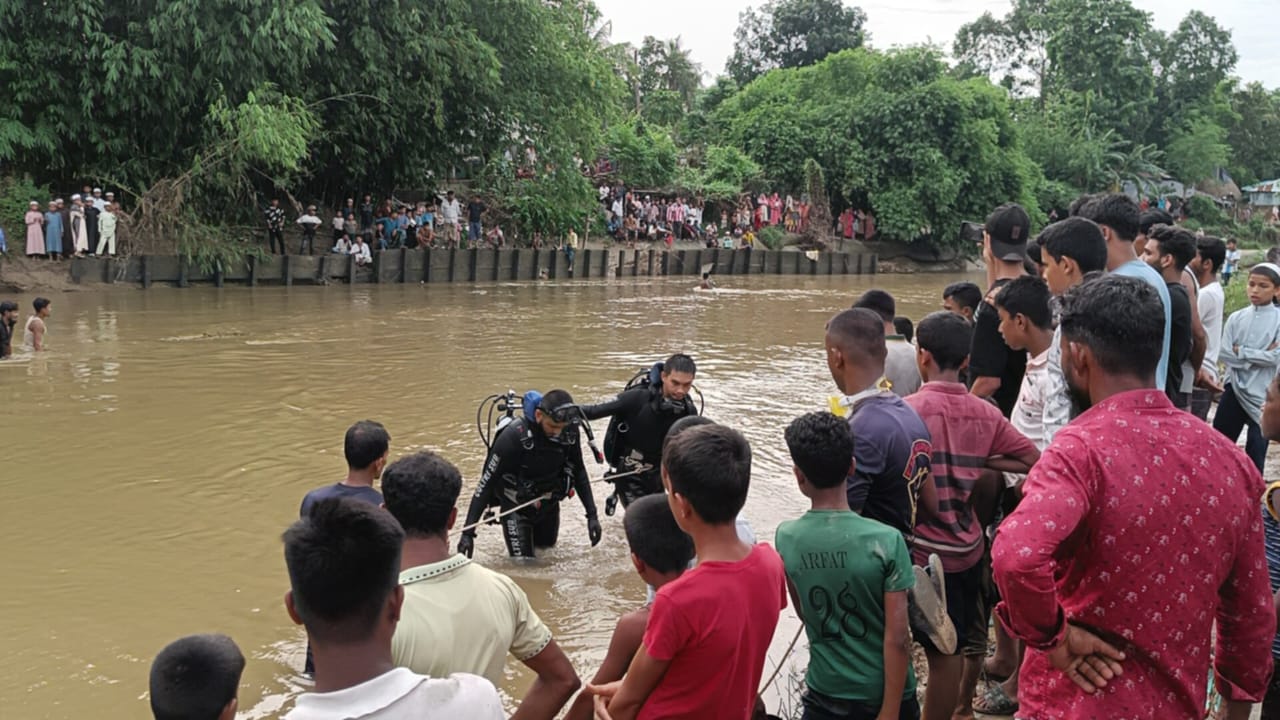 ২৪ ঘণ্টায়ও সন্ধান মেলেনি সোনাইছড়ি খালে নিখোঁজ কৃষক শামসুল আলমের