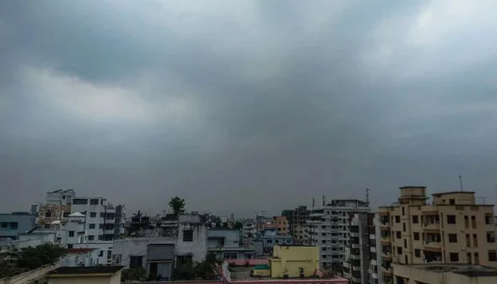 ঢাকায় হালকা বৃষ্টির আভাস, দিনভর আকাশ মেঘলা থাকার সম্ভাবনা
