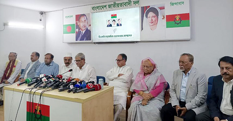 বাংলাদেশকে গণতান্ত্রিক প্রক্রিয়ায় ফেরাতে চীন ইতিবাচক: ফখরুল