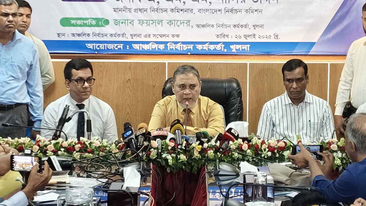 নির্বাচনে এআই একটি বড় চ্যালেঞ্জ, এটি একটি আধুনিক হুমকি: সিইসি