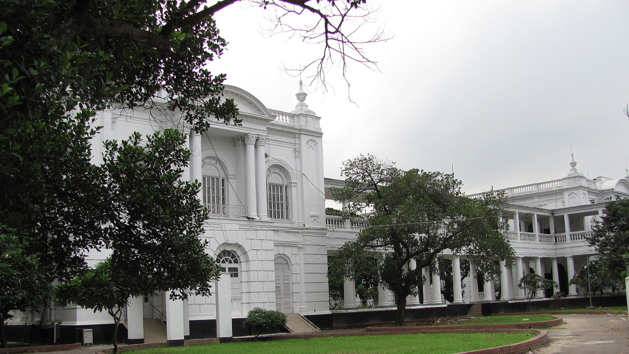 জুলাই গণহত্যা : তিন মামলায় ১৭ আসামি ট্রাইব্যুনালে