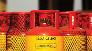 ১২ কেজি এলপিজির দাম কমলো ৯১ টাকা
