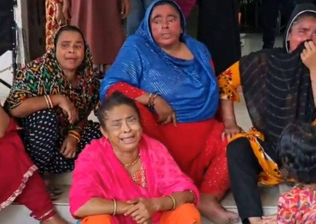 নাটোরের সিংড়ায় কবুতর চুরির অভিযোগে একজনকে পিটিয়ে হত্যা