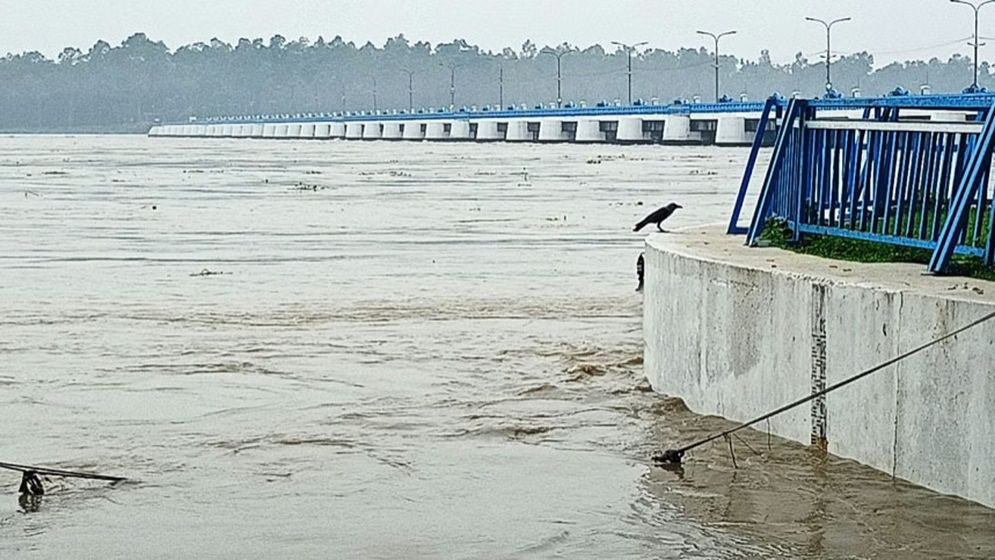 তিস্তার পানি বিপৎসীমার ওপরে, চার জেলায় বন্যার আশঙ্কা