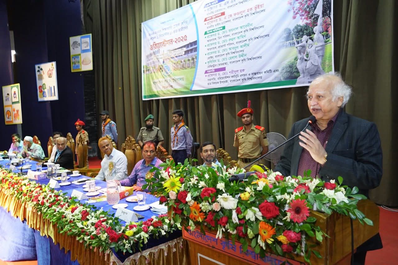 শিক্ষকদের দায়িত্ব ছাত্রদের চোখে নিজেদের সম্মানের জায়গা অক্ষুণ্ণ রাখা: ড. ফায়েজ