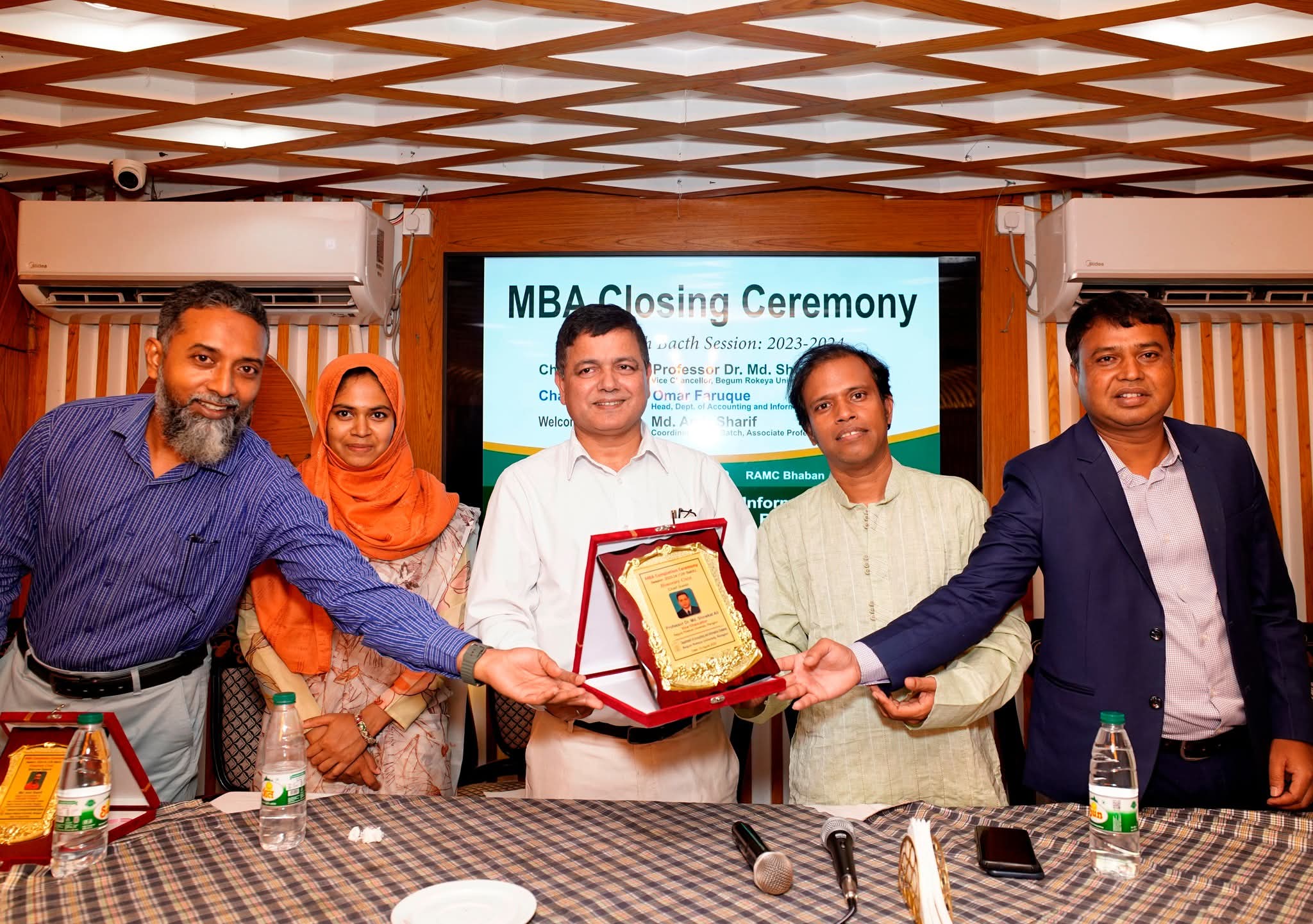 দেশের উন্নয়নে সৃজনশীল অবদান রাখতে হবে: বেরোবি উপাচার্য