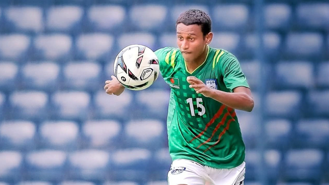 ইয়াবাসহ সাবেক ফুটবলার আটক