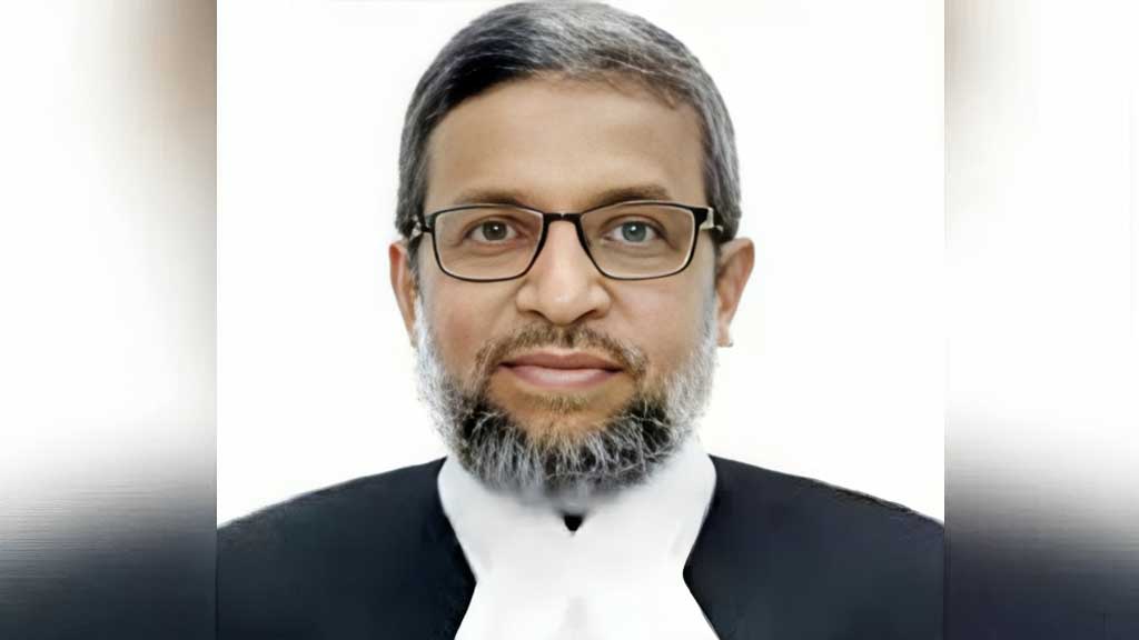 তদন্তের মধ্যে খালেদা জিয়াকে সাজা দেয়া বিচারপতি আক্তারুজ্জামানের পদত্যাগ