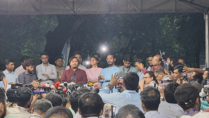 প্রধান উপদেষ্টার সঙ্গে বৈঠকে জাতীয় পার্টির বিরুদ্ধে ‘কার্যকর ব্যবস্থা’ নেওয়ার দাবি জানিয়েছে এনসিপি