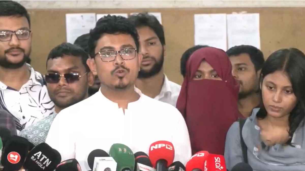 ডাকসুর ভোটে ব্যালট বিপ্লব ঘটাবে শিক্ষার্থীরা: সাদিক কায়েম