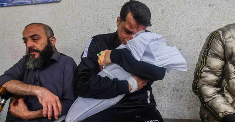 গাজায় থামছে না ইসরায়েলি আগ্রাসন, একদিনে নিহত আরও ৫৩