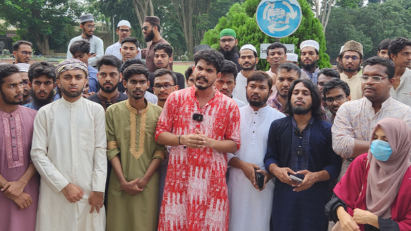 রাবিতে পোষ্য কোটা পুনর্বহাল, প্রতিবাদে ফের শিক্ষার্থীদের বিক্ষোভ