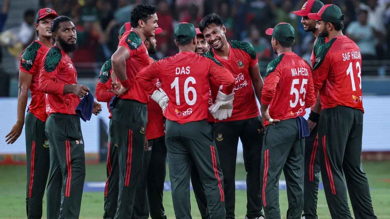 টস জিতে ভারতকে ব্যাটিংয়ে পাঠালো বাংলাদেশ