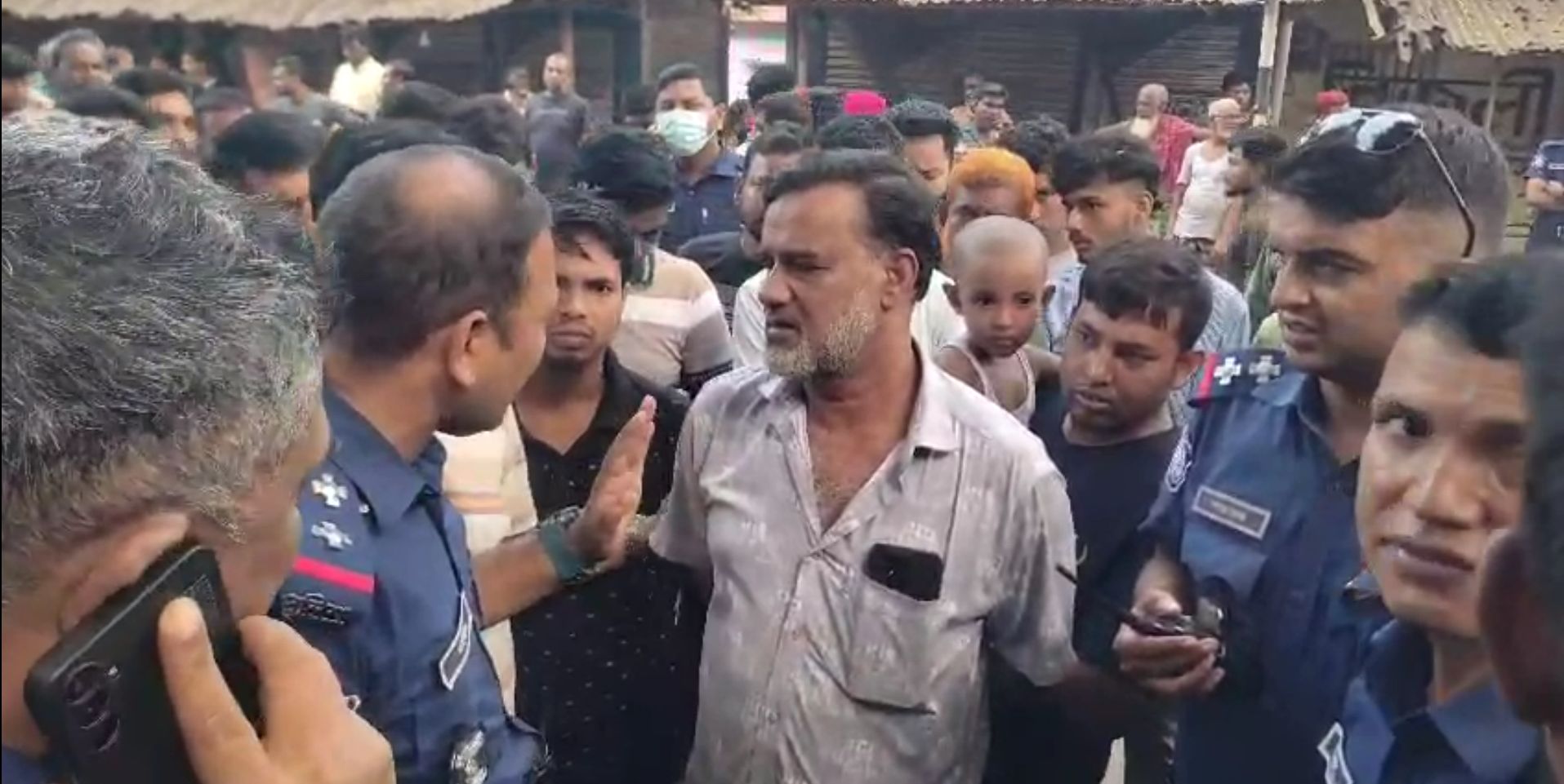 নাটোরে সড়ক দুর্ঘটনায় নিহত প্রাণ কোম্পানির কর্মকর্তা