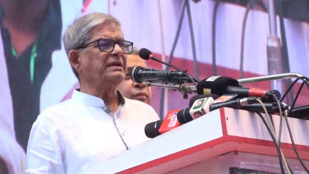 সমতার ভিত্তিতে ভারতের সঙ্গে বন্ধুত্ব চায় বিএনপি: মির্জা ফখরুল