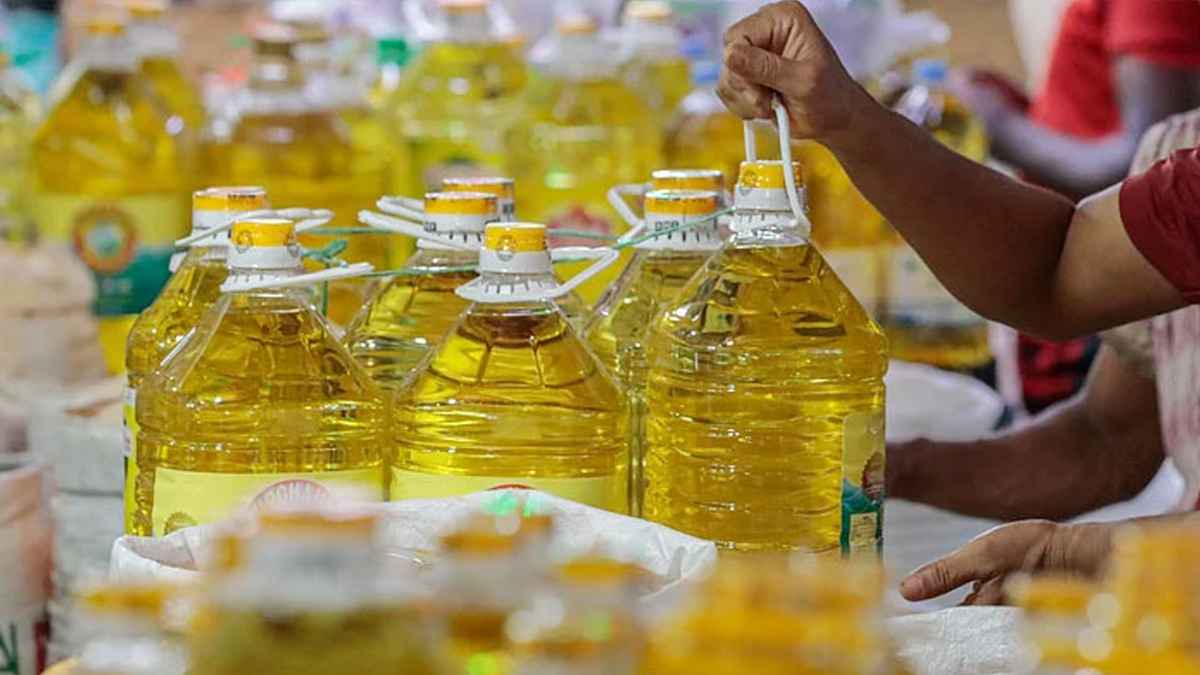 ভোজ্যতেলের দাম বাড়ায়নি সরকার: বাণিজ্য উপদেষ্টা