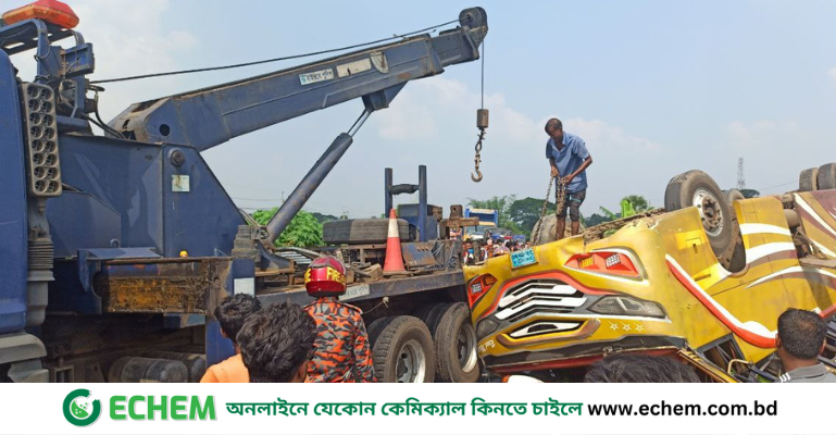 ফরিদপুরের ভাঙ্গায় সড়ক দুর্ঘটনায় দুই যাত্রী নিহত, আহত অন্তত ২০