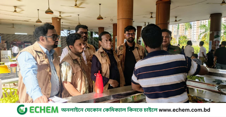 শিক্ষার্থীদের নিরাপদ খাবার নিশ্চিতে ক্যান্টিন পরিদর্শনে ডিআইইউ প্রক্টরিয়াল টিম