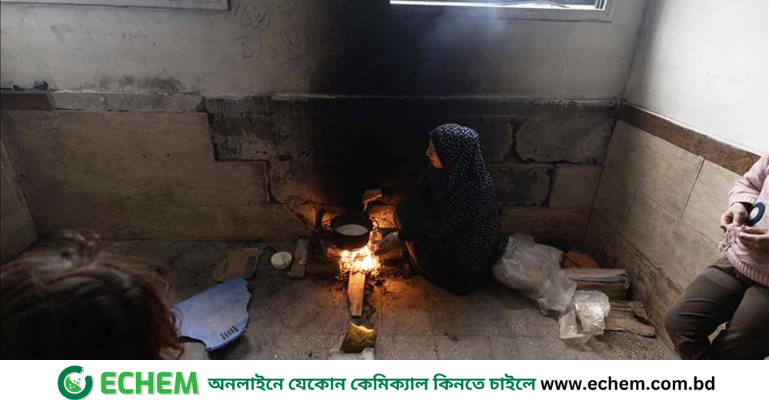 শীতের আগমনে আরও ভয়াবহ হয়ে উঠছে গাজার পরিস্থিতি