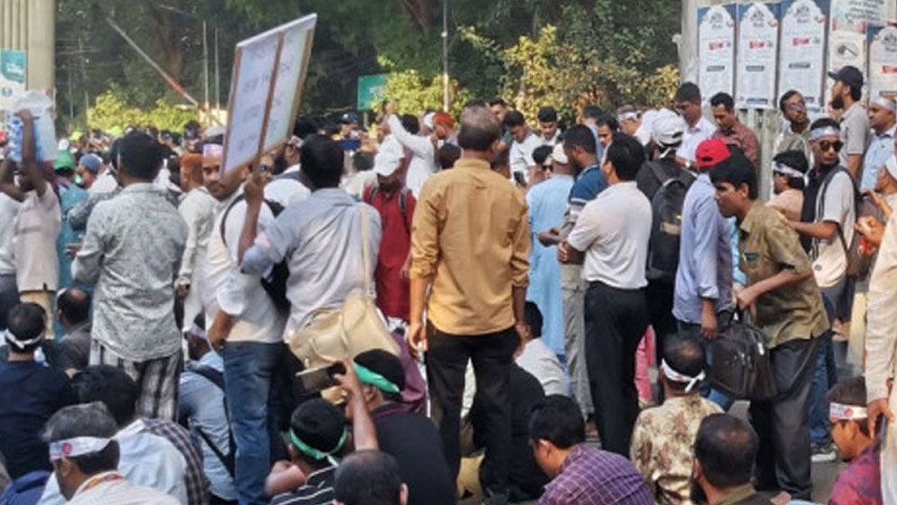 সিদ্ধান্ত বদল, ফের কর্মবিরতি ঘোষণা প্রাথমিক শিক্ষকদের