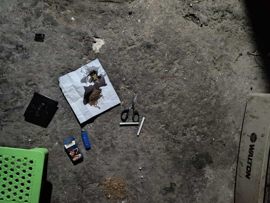 জাবিতে বাঙালি হোটেলে গাঁজা জব্দ: কর্মচারীরা উধাও